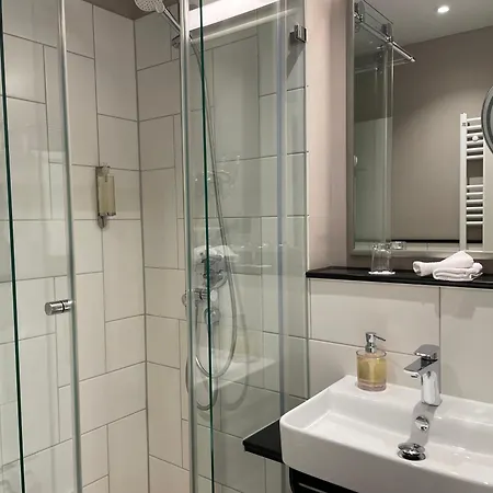 ホテル Jugendstilhotel Trifels