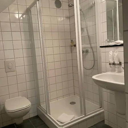 ホテル Jugendstilhotel Trifels