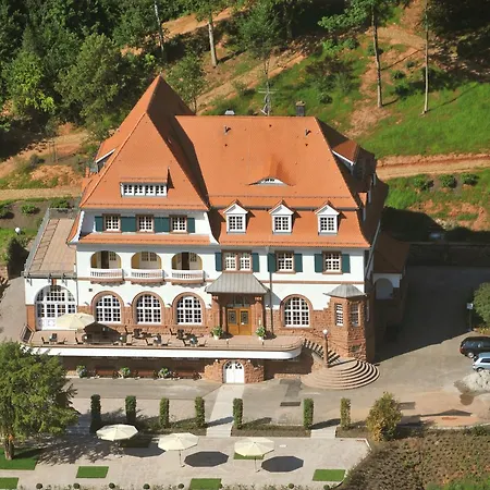Jugendstilhotel Trifels ホテル