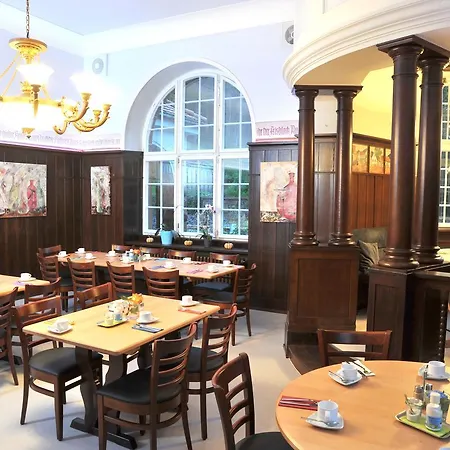 Jugendstilhotel Trifels Hotel 3*