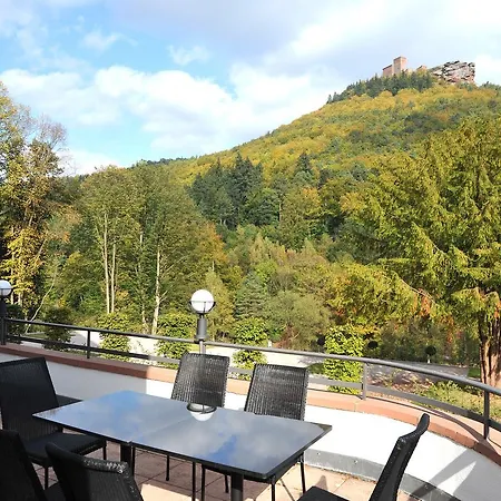 Jugendstilhotel Trifels 3*